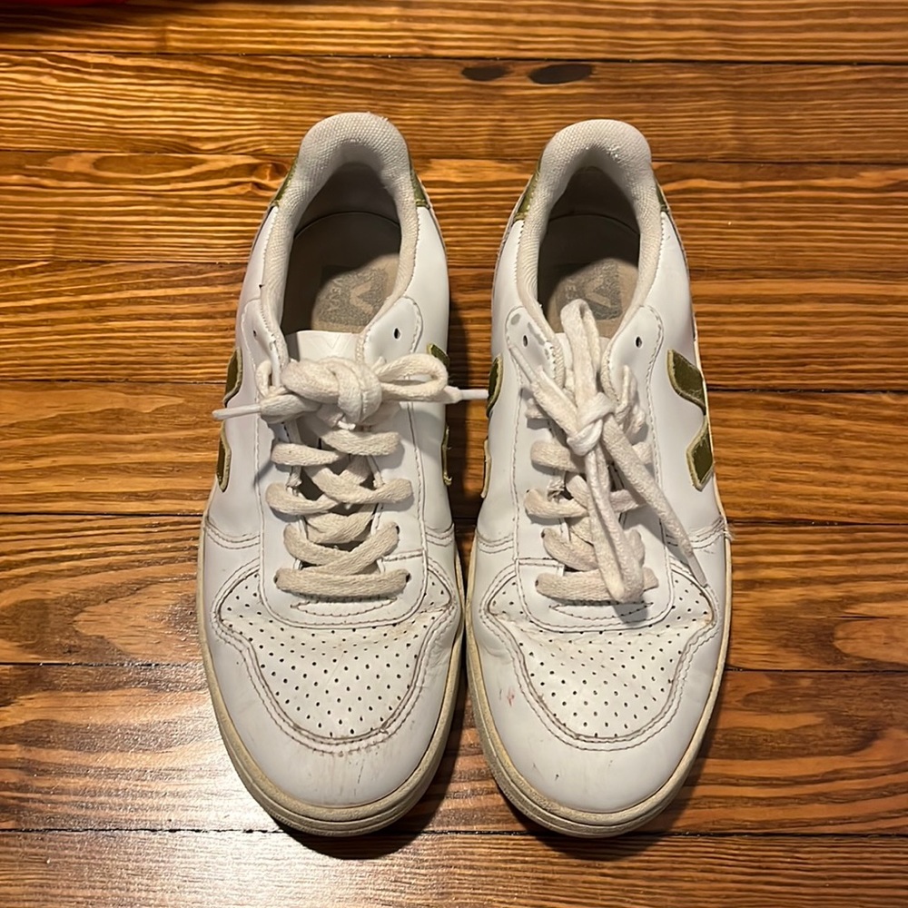 Veja sneakers